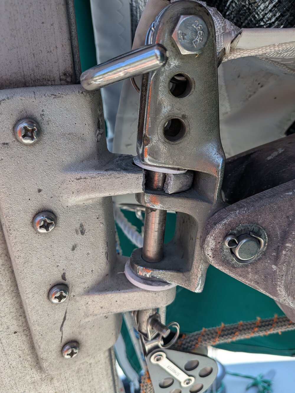 The gooseneck on the mast, where the ear had let go
